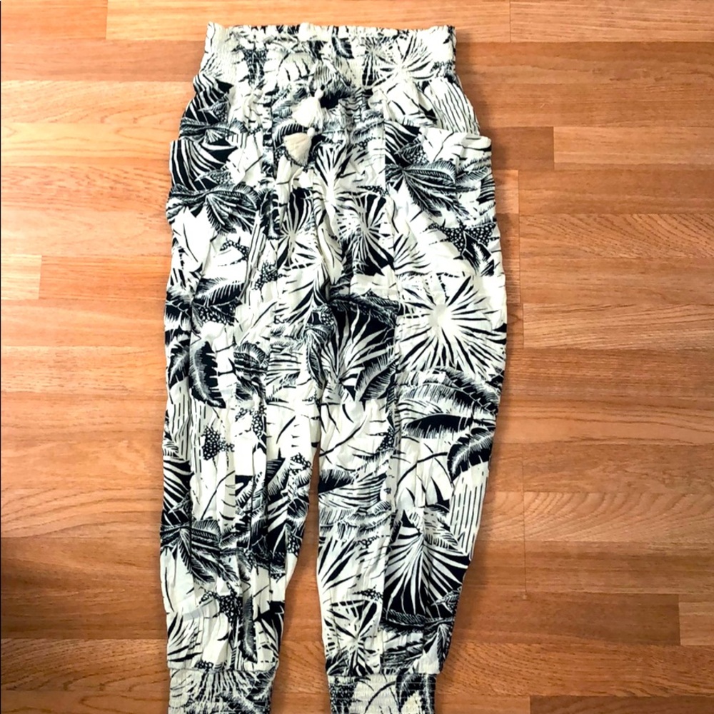 Aerie joggers